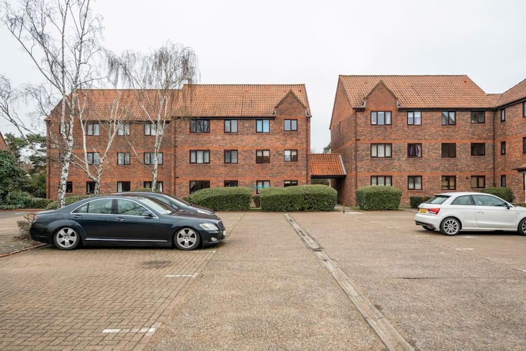 Two Bedroom Flat Near Colchester Hospital With Free Parking And Internet Mile End 외부 사진